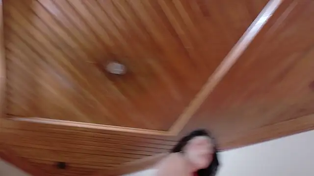 Hannah Borbon online show from March 22, 2:28 am