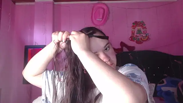 Snapshot of NikkiRous_ chatting on September 19, 12:59 pm NikkiRous online show from September 19, 12:59 pm