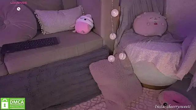 Cheerrysweett online show from November 12, 3:04 am