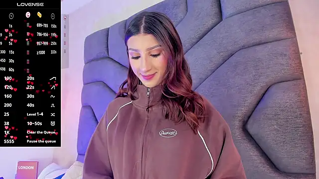 AilishBenson online show from November 20, 7:37 pm