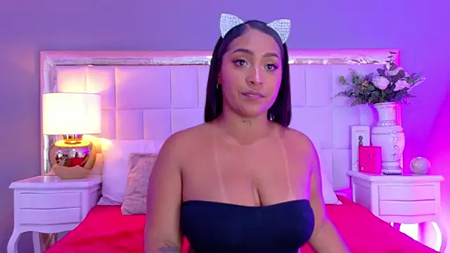 KateVenegas online show from November 19, 8:31 pm