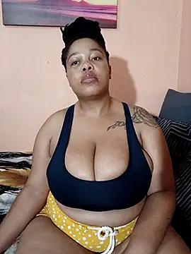 Fantasy1976 online show from February 5, 9:29 pm