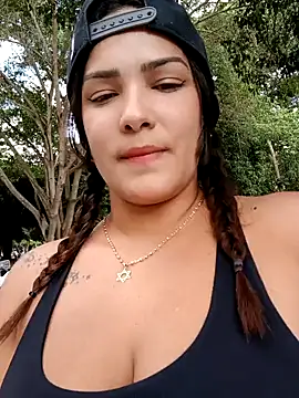 camiysebas21 online show from October 14, 6:32 pm