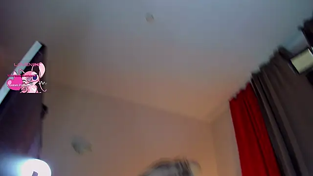 Snapshot of HunnyWifey chatting on October 16, 8:55 pm HunnyWifey online show from October 16, 8:55 pm