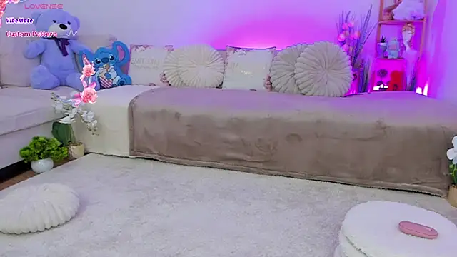 Brianna Wilson online show from July 2, 5:52 pm