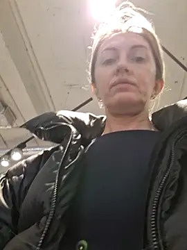 Miss    Mia  online show from February 21, 12:06 pm