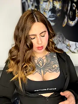 ValerieHilton online show from October 1, 10:48 pm