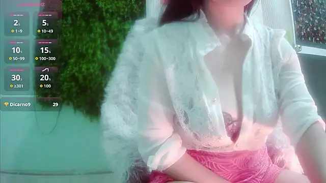 Yii-Ser online show from November 17, 8:31 pm