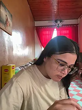 CamilaSofiia online show from March 11, 9:28 pm