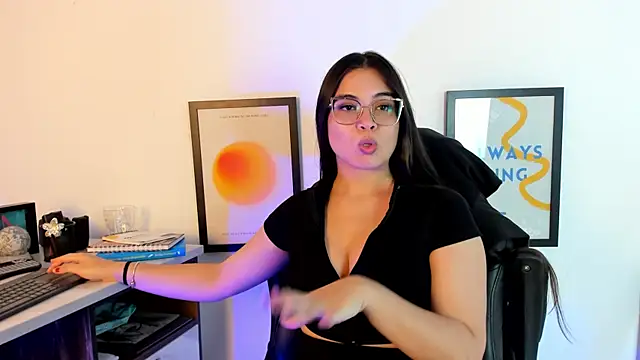 CamilaSofiia online show from October 28, 7:52 pm