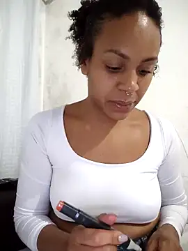 Julia Pretinha online show from March 22, 12:49 am