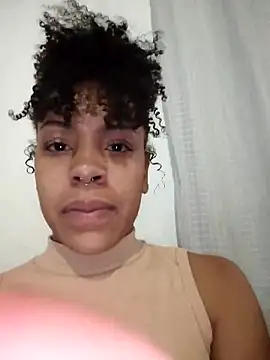 Snapshot of Julia_Pretinha chatting on September 20, 1:31 pm Julia Pretinha online show from September 20, 1:31 pm
