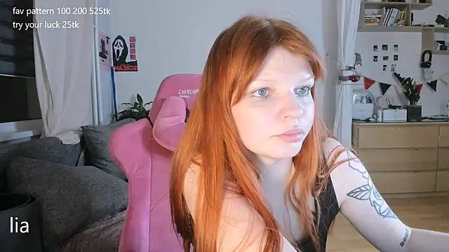 lil lia online show from May 15, 11:29 pm