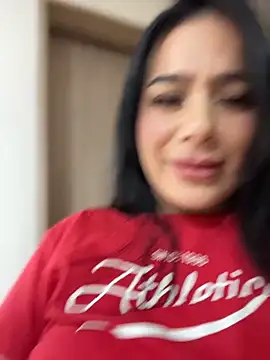 Miah gomez  online show from April 15, 7:58 pm