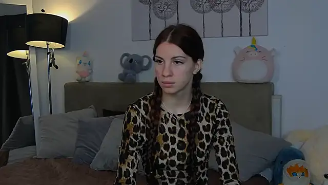 CassKiera online show from September 30, 5:24 am