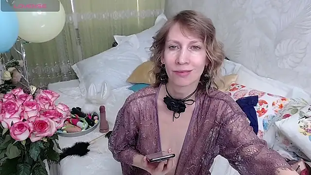 AdrianaSea online show from April 28, 10:52 am