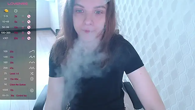Snapshot of LisaHeart chatting on September 26, 1:42 pm LisaHeart online show from September 26, 1:42 pm