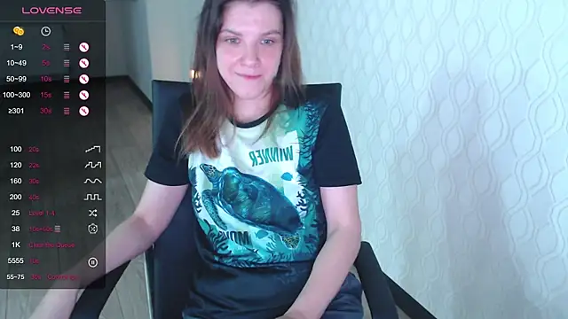Snapshot of LisaHeart chatting on September 30, 10:36 pm LisaHeart online show from September 30, 10:36 pm