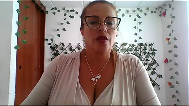 RossanaLionheart online show from January 7, 8:01 pm