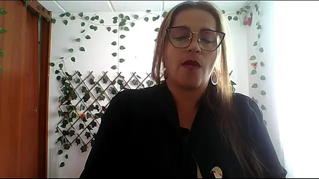 RossanaLionheart online show from November 10, 8:48 pm