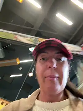 eveangelll online show from October 15, 8:50 am