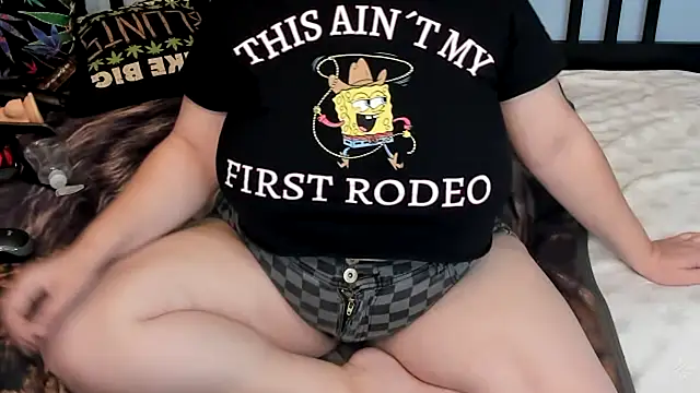 Snapshot of Chloenightmare chatting on October 29, 9:06 pm Chloenightmare online show from October 29, 9:06 pm