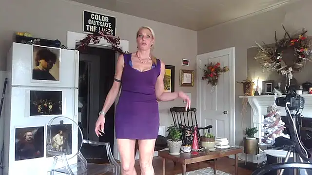 Glamazonx online show from November 23, 6:20 pm