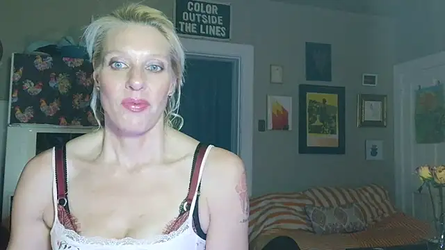 Glamazonx online show from January 6, 12:36 am