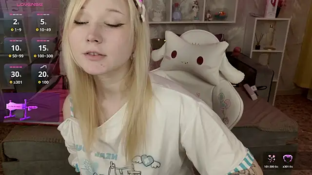 MeowkaKitty online show from February 23, 2:23 am