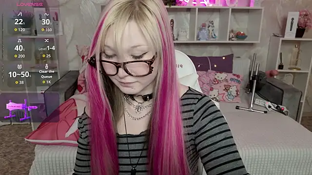 MeowkaKitty online show from April 4, 1:37 am