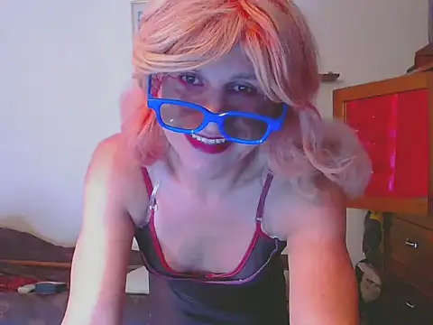 LorenJade online show from February 25, 7:40 am