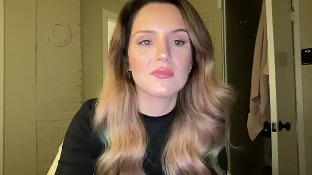 sexylilly69 online show from July 23, 2:20 am