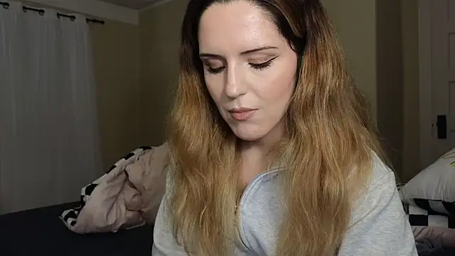 sexylilly69 online show from June 17, 3:30 am