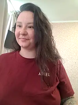 AlexaLexie online show from June 15, 10:15 am