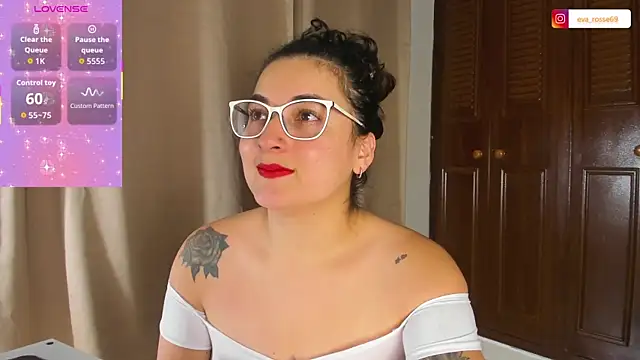 Snapshot of eva_rosse69 chatting on September 16, 12:13 pm eva rosse69 online show from September 16, 12:13 pm