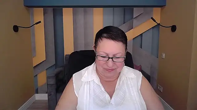 BarbaraTurners online show from November 21, 7:38 pm