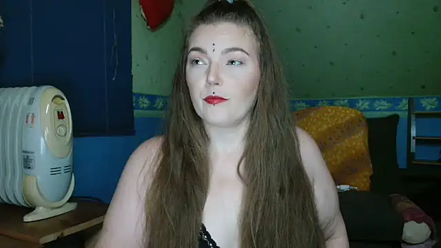 SherineDivine online show from September 19, 7:13 pm