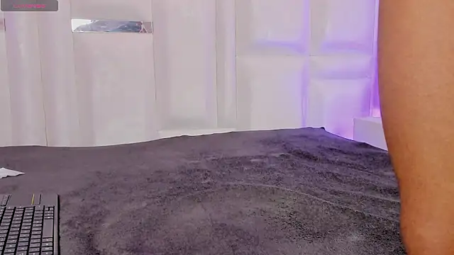 im tyra online show from February 17, 8:52 pm