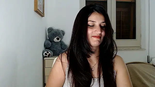ZajiraShane online show from May 22, 8:18 pm