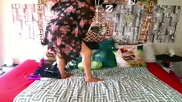 Indian Blaze00 online show from December 17, 7:34 am