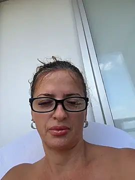 CioniWeiss online show from November 25, 12:29 pm