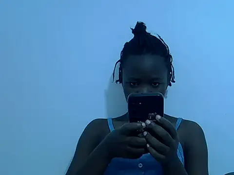 hey its andreana online show from June 28, 12:50 am
