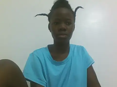 hey its andreana online show from June 3, 5:29 pm