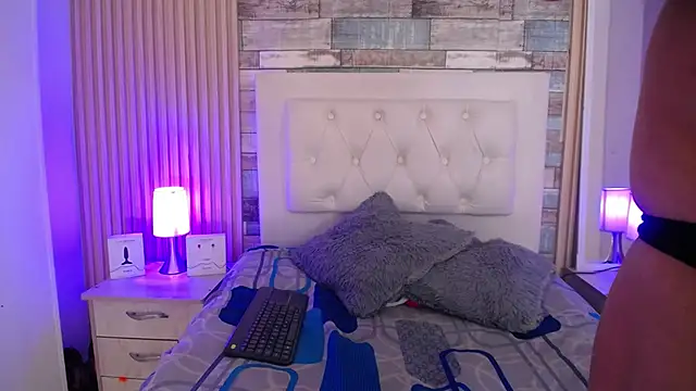 dayana mendoza69 online show from January 7, 1:25 pm