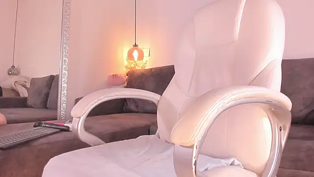 Isabella francoo online show from September 20, 2:48 pm