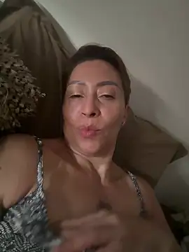 elmarsexydoll online show from June 6, 9:32 pm