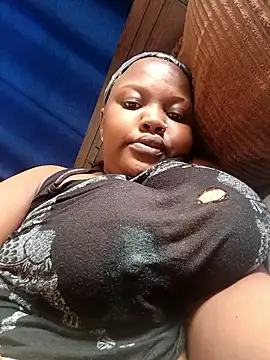 queennapal online show from April 1, 4:46 am