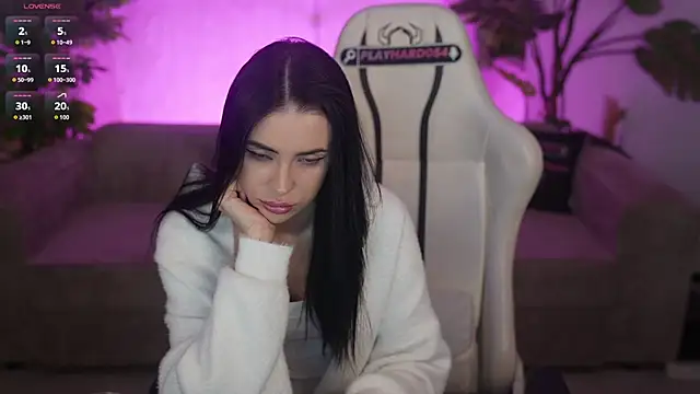 Tina Breeze online show from April 16, 7:41 am