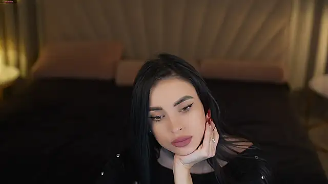 Tina Breeze online show from December 5, 11:55 am