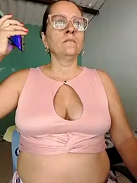 deisy summers47x online show from October 31, 1:59 pm